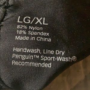 Nathan Compression Reflective Sleeve Black LG//XL